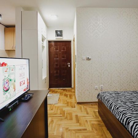 Prestige Apartment Gornji Milanovac Ngoại thất bức ảnh